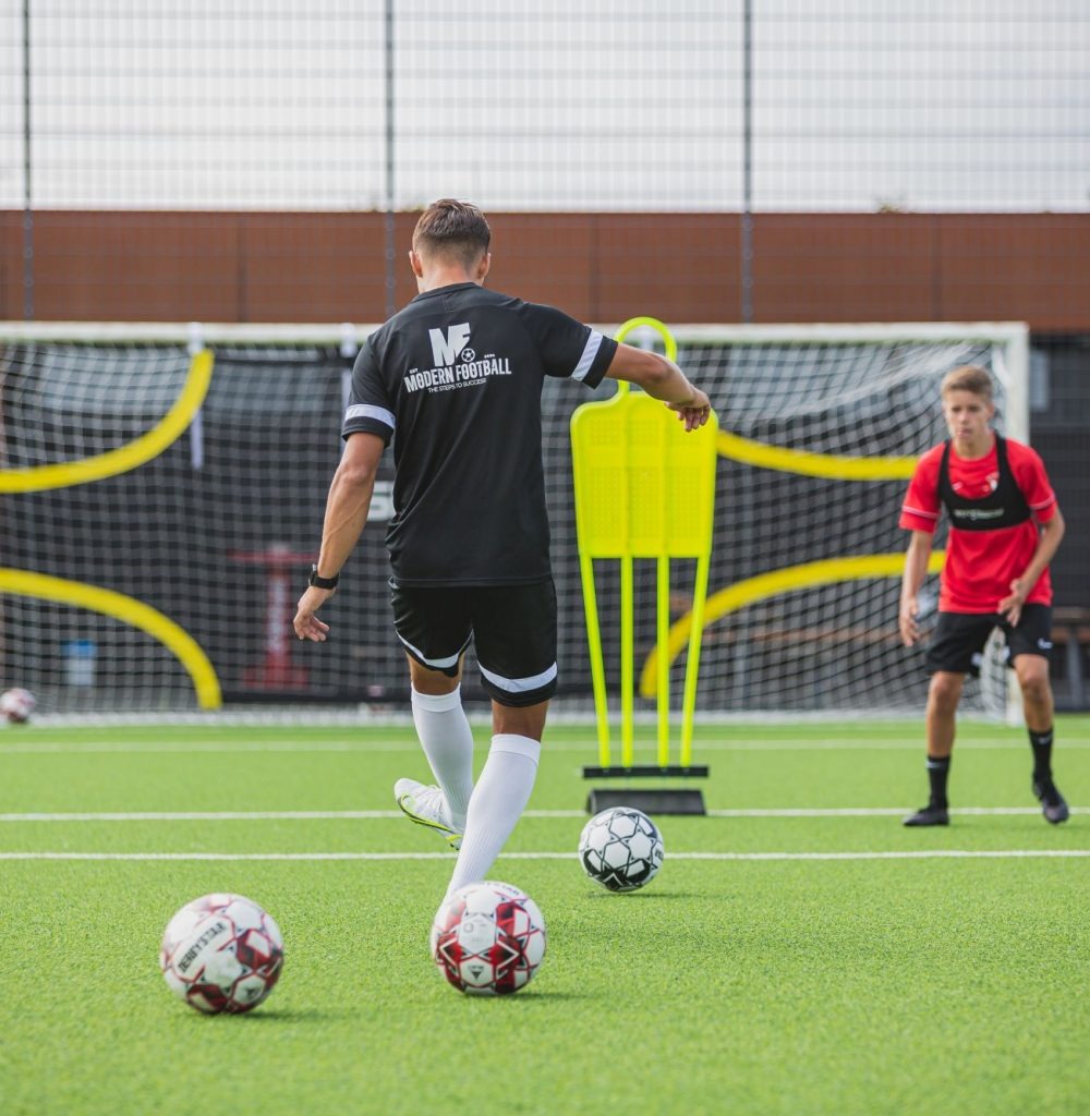 Torhüter Individualtraining Stärke deine Entscheidungsfähigkeit im Tor